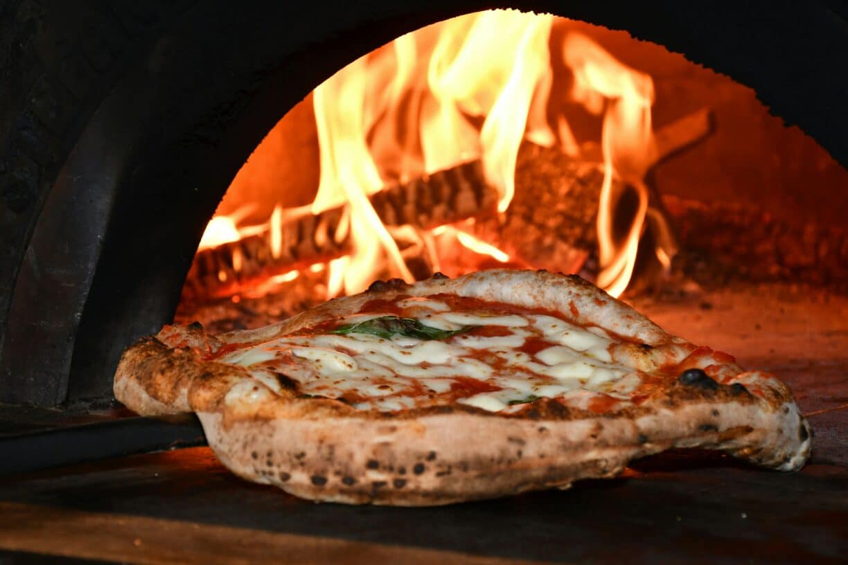 Summer Sunday Pizza on Vinery Terrace